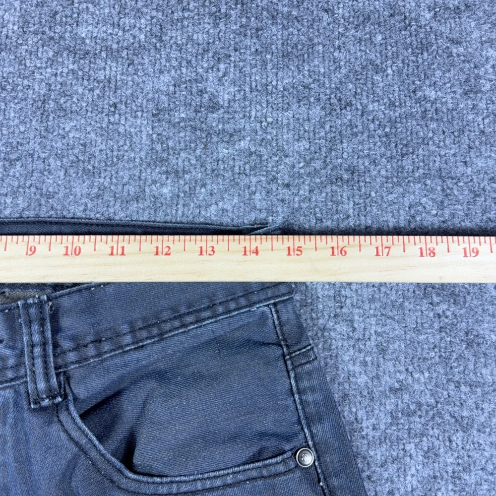 Y2K Southpole Authentic Collection Mens Black Faded Straight Leg Jeans W32 L32